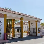 Cozy 2 Bedroom Apartment In Nueva Andalucia