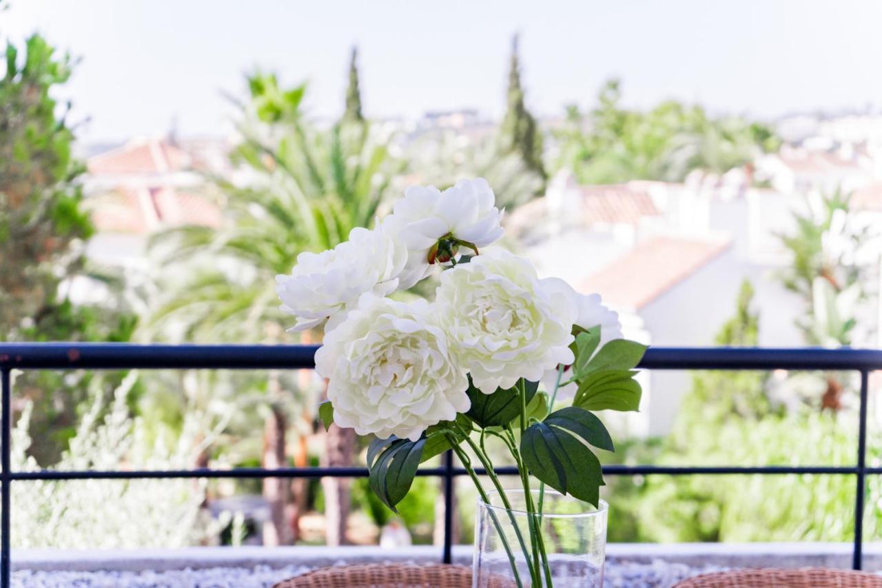 Cozy 2 Bedroom In Nueva Andalucia Apartamento *