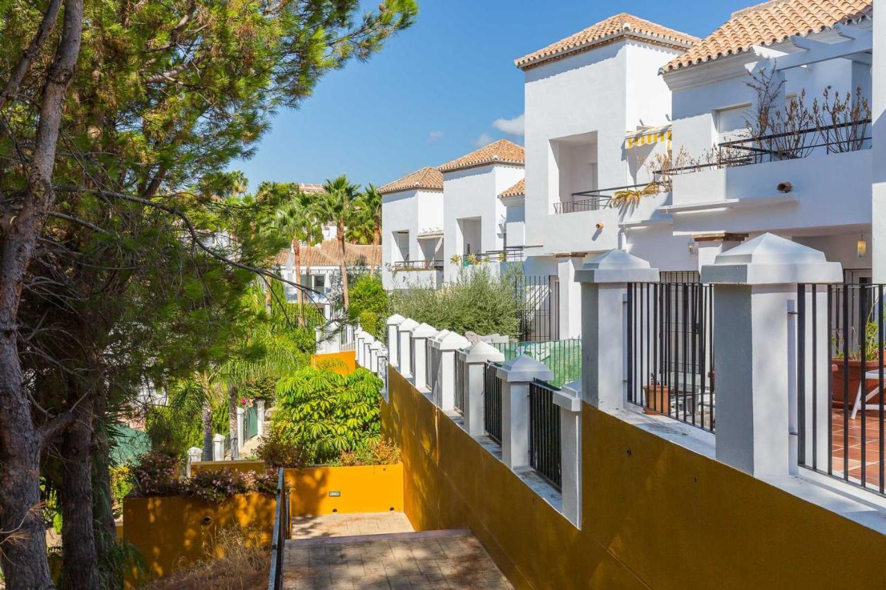 Cozy 2 Bedroom In Nueva Andalucia *